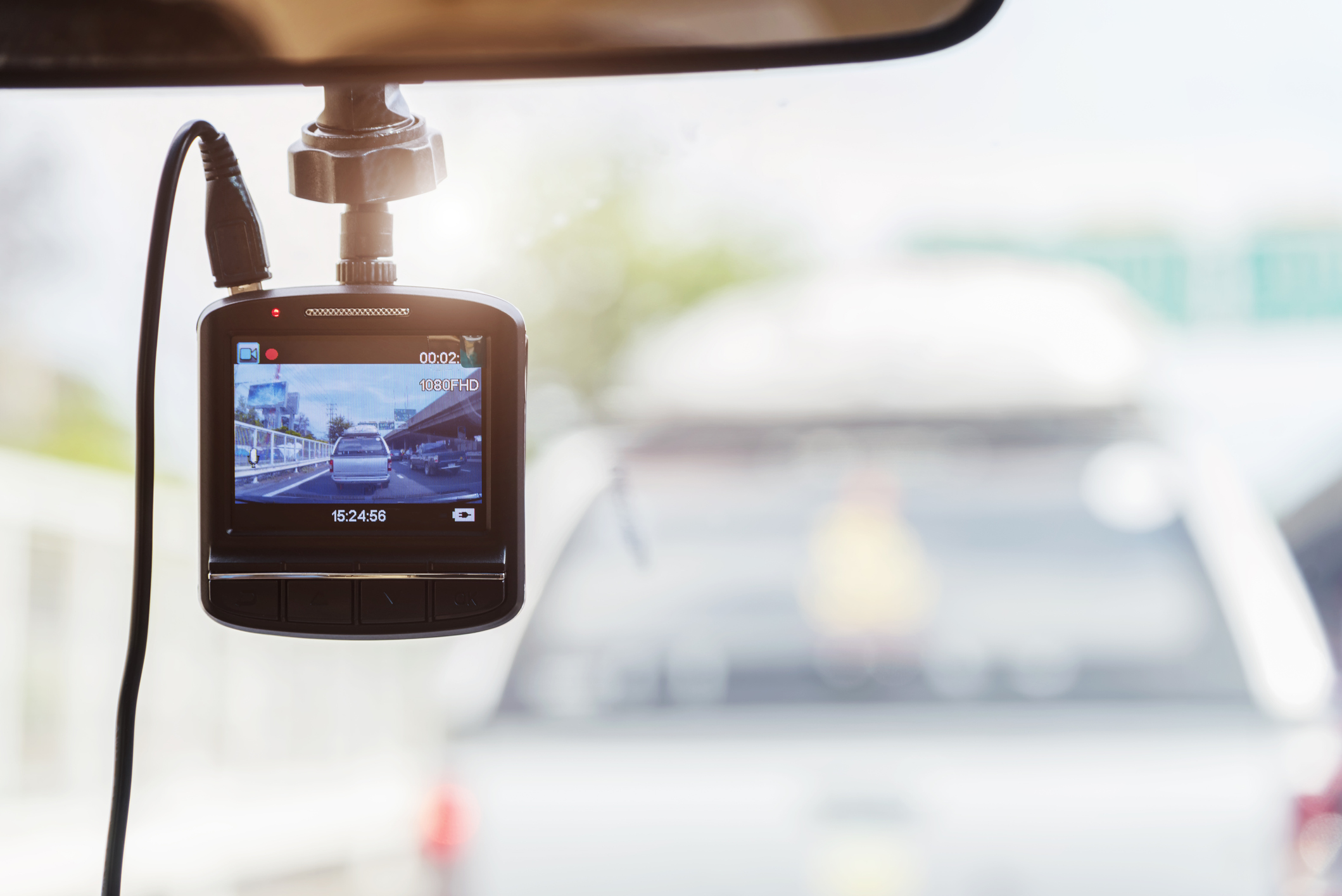 https://www.vargaslawoffice.com/wp-content/uploads/2019/04/Is-it-Legal-to-Install-a-Dash-Cam-in-California.jpg